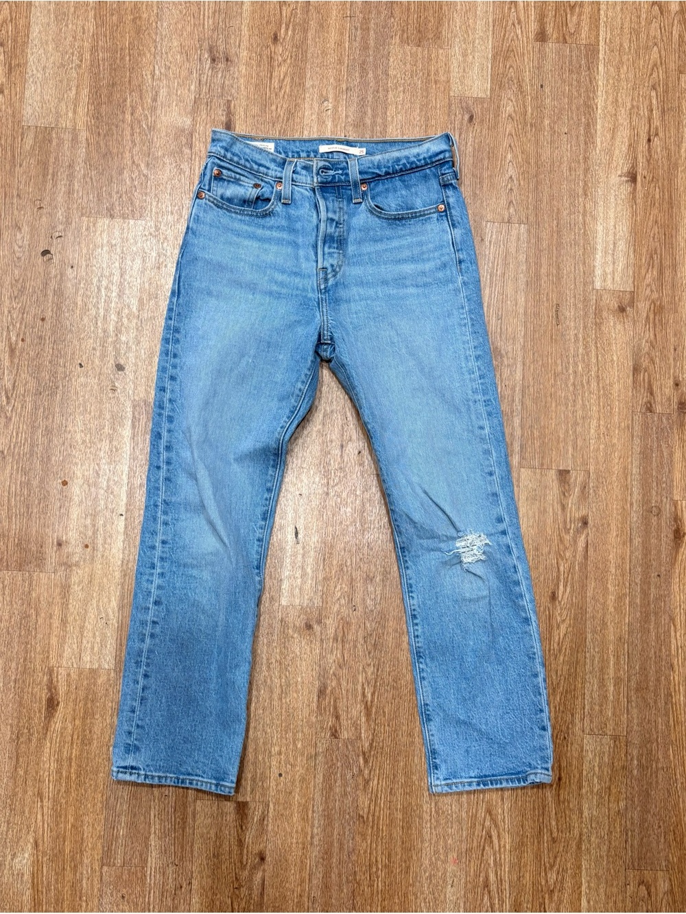 Levi's Women's Light Blue Straight Jeans